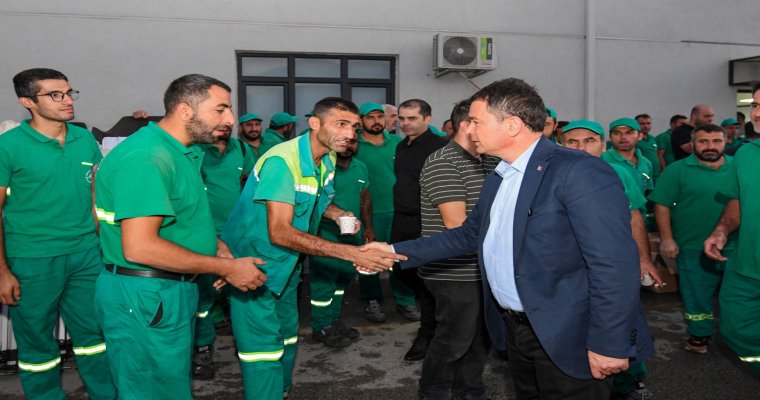 Bursa’da günün ilk ışıkları Osmangazi’nin emekçilerini aydınlattı