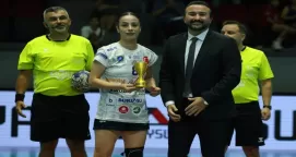 Bursalı kadın hentbolcular Cumhurbaşkanlığı Kupası’na yaklaştı