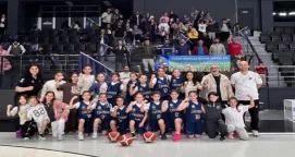 Çayırovalı minik basketbolcular şampiyon oldu
