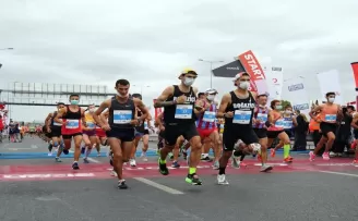 16. İstanbul Yarı Maratonu heyecanı pazar günü
