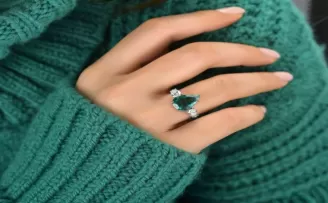 2022’de kadınları gösterişli mücevher tasarımları bekliyor
