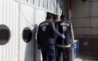 3 katlı sahte deterjan üretim tesisinde şaşırtan sistem
