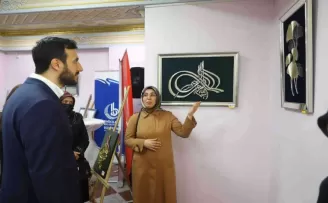 50 bin adet çiviyle Esma-ül Hüsna’yı yazdı
