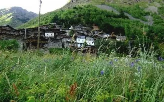 Afetlerden korunmak için her yıl kurban kesip dağıtıyorlar
