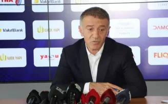 Ahmet Ağaoğlu: “Bizi başarıya taşıyacak futbol oynuyoruz”