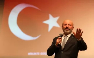 Ahmet Çolakbayrakdar: “Tarihimiz zaferlerle dolu“