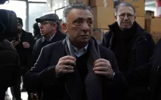 Ahmet Nur Çebi, deprem bölgelerine 40 adet iş makinesi yönlendirdi
