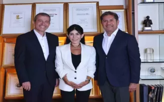 Akbank’ta bayrak değişimi
