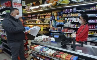 Akyurt Belediyesi maske dağıtımına başladı
