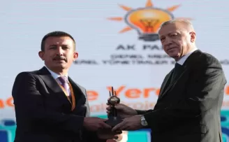 Altındağ Belediyesi’ne Gençlik Ödülü
