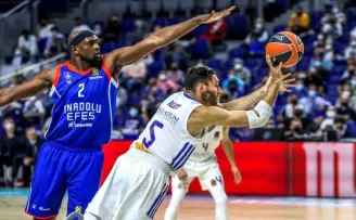 Anadolu Efes, Euroleague’e mağlubiyetle başladı
