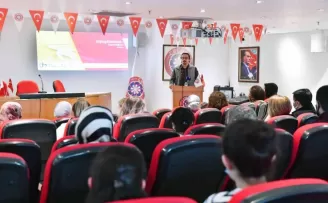 Ankara Büyükşehir’den ailelere yönelik eğitim seminerleri
