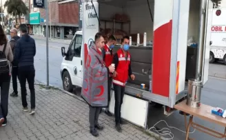 Ankara’dan İzmir’deki depremzede vatandaşlara destek
