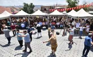 Ankara Kalesi “Kale Sanat Şenliği”yle renklendi
