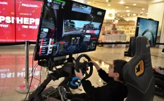 Ankara Keçiören’de öğrencilere teknoloji dolu karne şenliği