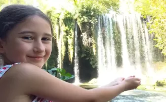 Antalya’nın serin sığınağı... Düden Şelalesi ziyaretçilerin gözdesi