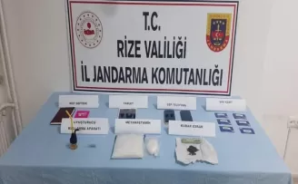Arabasının stepnesinden uyuşturucu çıktı
