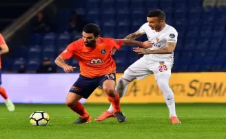Arda Turan adım adım Galatasaray’a

