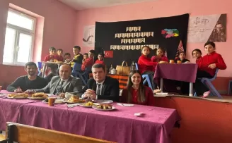 Ardanuç’un tek köy ilkokulunda ’yerli’ coşku