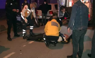 Arnavutköy’de motosiklet ile otomobil çarpıştı: 1 kişi yaralandı
