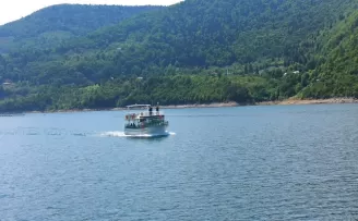 Artvin’de baraj gölleri turizme kazandırılıyor