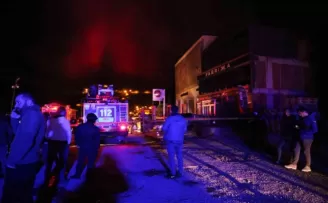 Artvin’de kafe yangınıyla ilgili valilikten açıklama geldi
