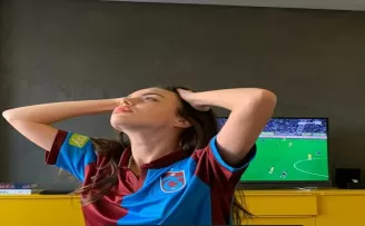 Dünyanın en güzel kadınından Trabzonsporlulara jest! 