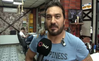 Aşı olmaya İguanası ile gitti
