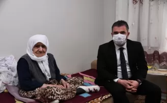 Asırlık çınar Fatma Anayurt’a anlamlı ziyaret
