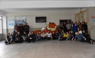 Avcılar Belediyesi çizgi film dünyasını okul duvarlarına taşıdı
