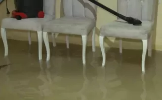Avcılar’da evini su basan vatandaştan İSKİ’ye tepki
