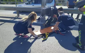 Avcılar’da motosiklet bariyere girdi: 1 yaralı
