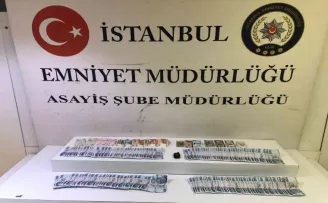 AVM otoparkında araçlardan hırsızlık yapan çete yakayı ele verdi

