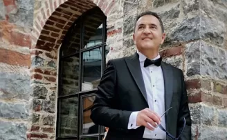Aygün Karadoğan Türk Sanat Müziğinden vazgeçmiyor