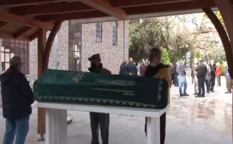 Aysun Kayacı’nın babası Selahattin Kayacı son yolculuğuna uğurlandı
