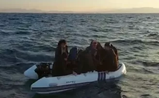 Ayvalık açıklarında 9 düzensiz göçmen kurtarıldı
