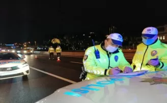 Yalanı trafik polisini isyan ettirdi