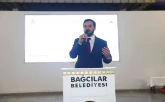 Bağcılar Belediye Başkanı Özdemir yetim çocuklarla iftar açtı
