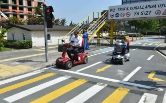 Bahçelievler’de öğrenciler trafik eğitiminde
