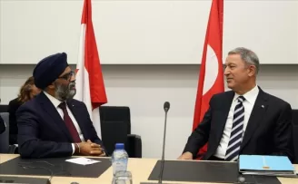 Bakan Akar, Kanada Savunma Bakanı Sajjan ile görüştü
