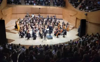 Bakan Ersoy, opera sanatçıları Murat Karahan ile Opolais’in konserini izledi
