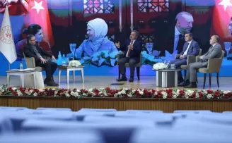 Bakan Kasapoğlu: “Yurtlara ikinci bir üniversite felsefesiyle yaklaşıyoruz”
