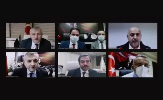 Bakan Koca 6 ilin sağlık müdürüyle görüştü
