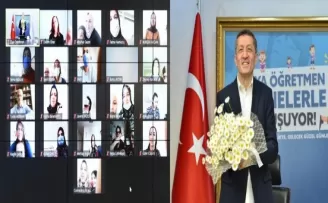 Bakan Selçuk çocukları hastanede eğitim gören annelerle buluştu
