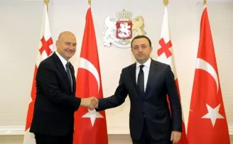 Bakan Soylu Gürcistan Başbakanı Garibaşvili ile görüştü