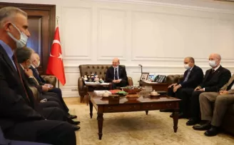Bakan Soylu polis emeklileri ile bir araya geldi
