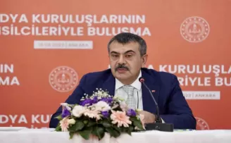 Bakan Tekin: “Lise’de sınıf tekrarı geliyor“
