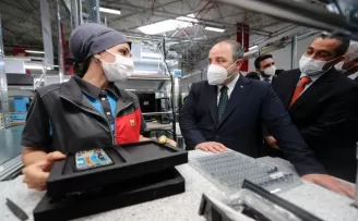 Bakan Varank’tan global markalara çağrı!