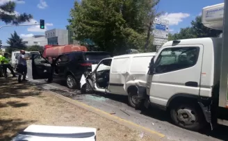 Bakırköy’de zincirleme trafik kazası
