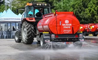 Balıkesir Büyükşehir’den kırsala yangın tankeri